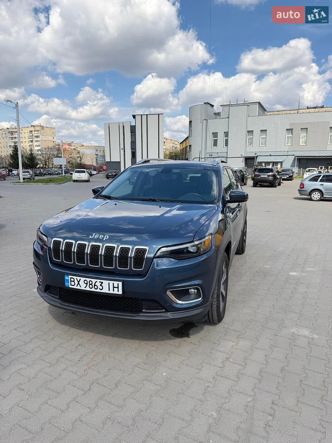 Jeep Cherokee 2019 VIN 1C4PJMDX5KD445436 фото оголошення 3 з 27