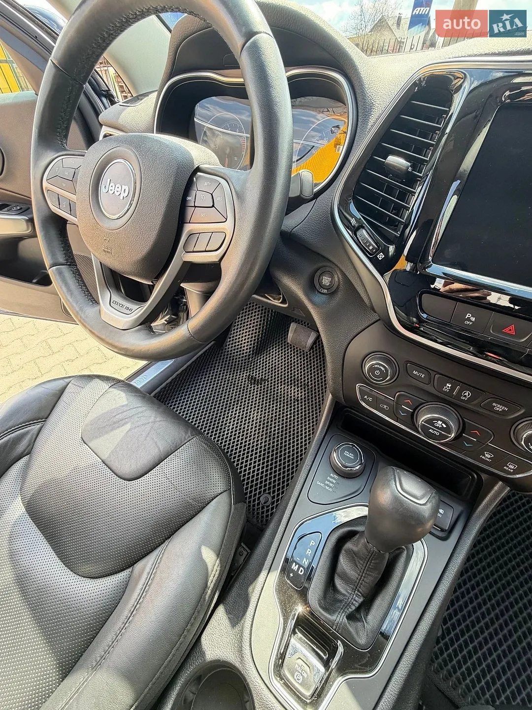 2019 Jeep Cherokee - мініатюра 21