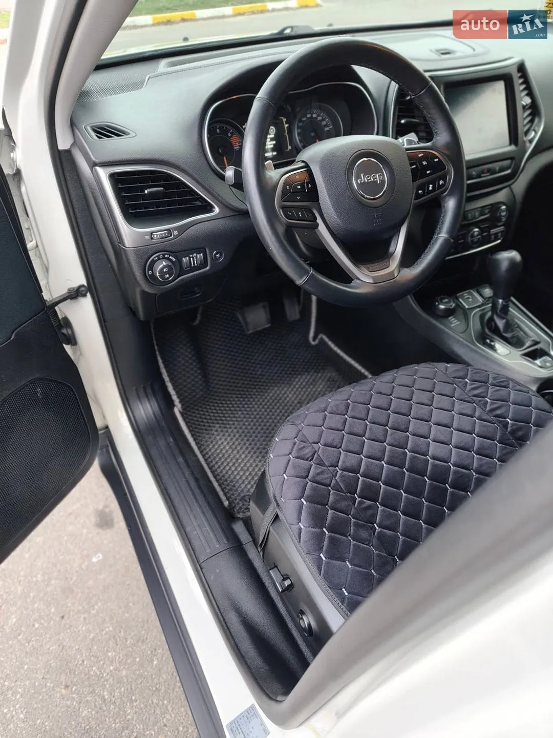 2018 Jeep Cherokee - мініатюра 12