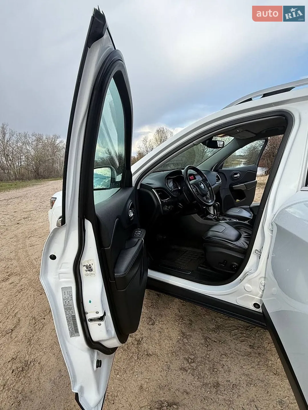 2018 Jeep Cherokee - мініатюра 6
