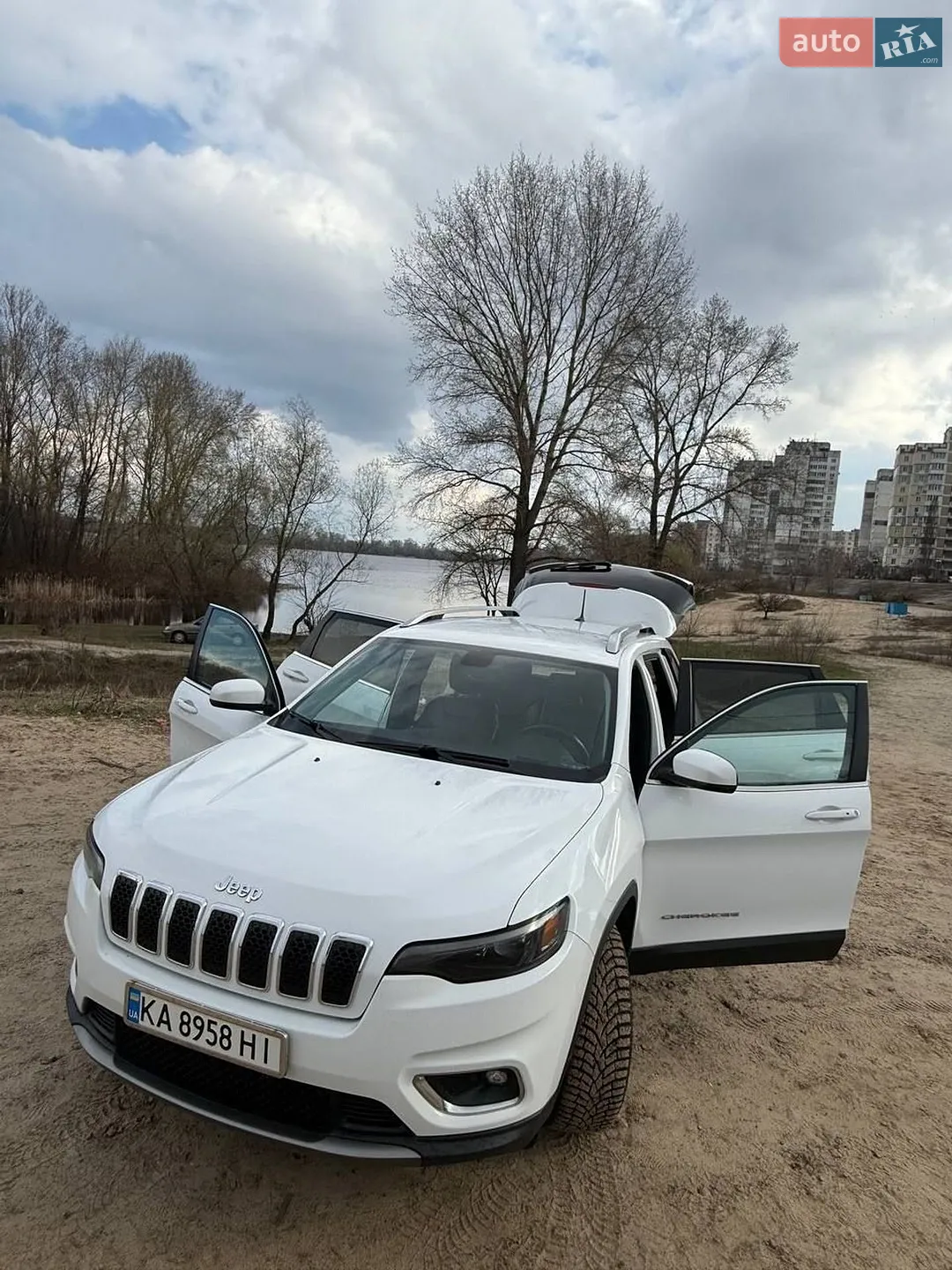 2018 Jeep Cherokee - мініатюра 2