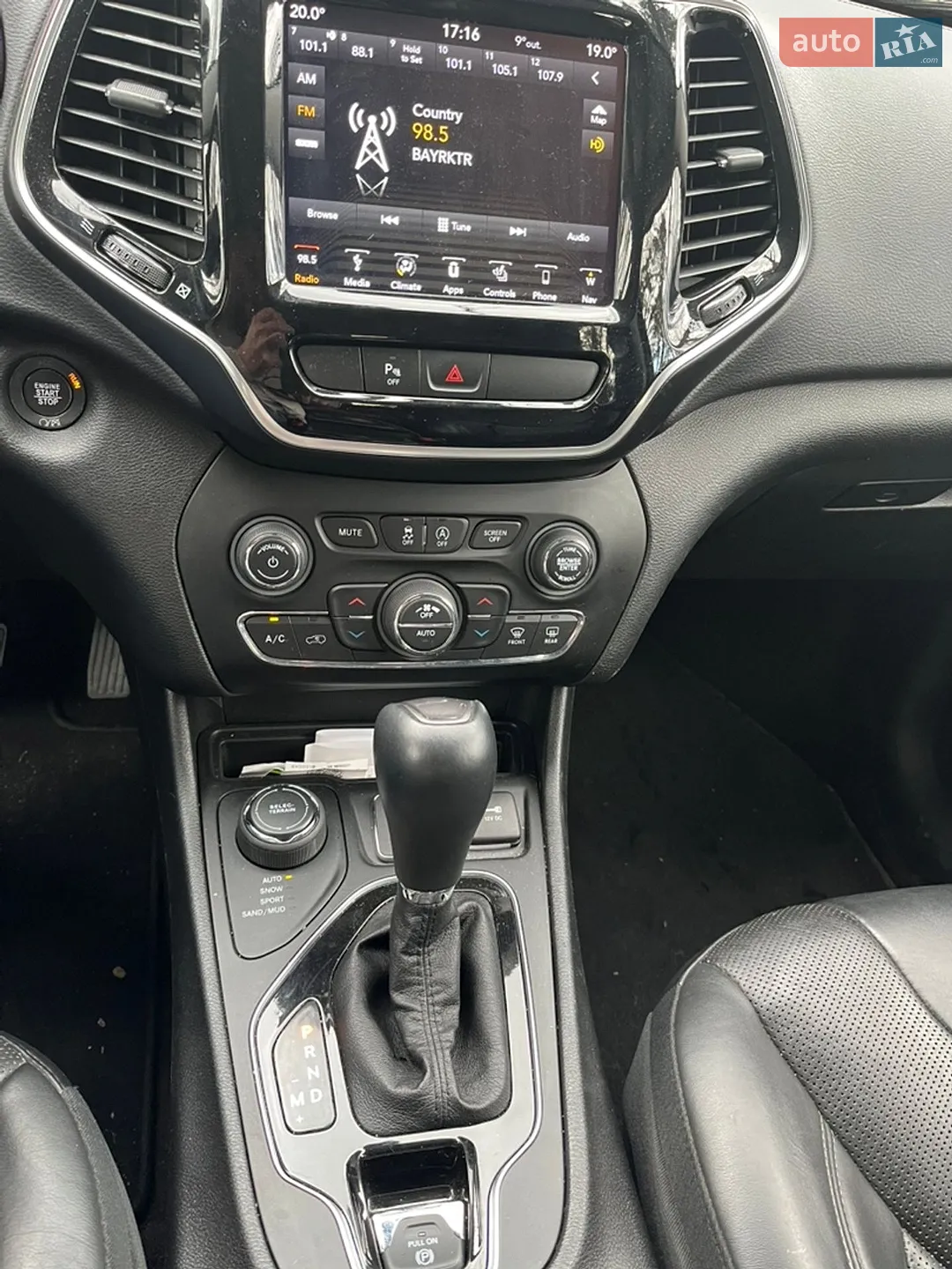 2018 Jeep Cherokee - мініатюра 17
