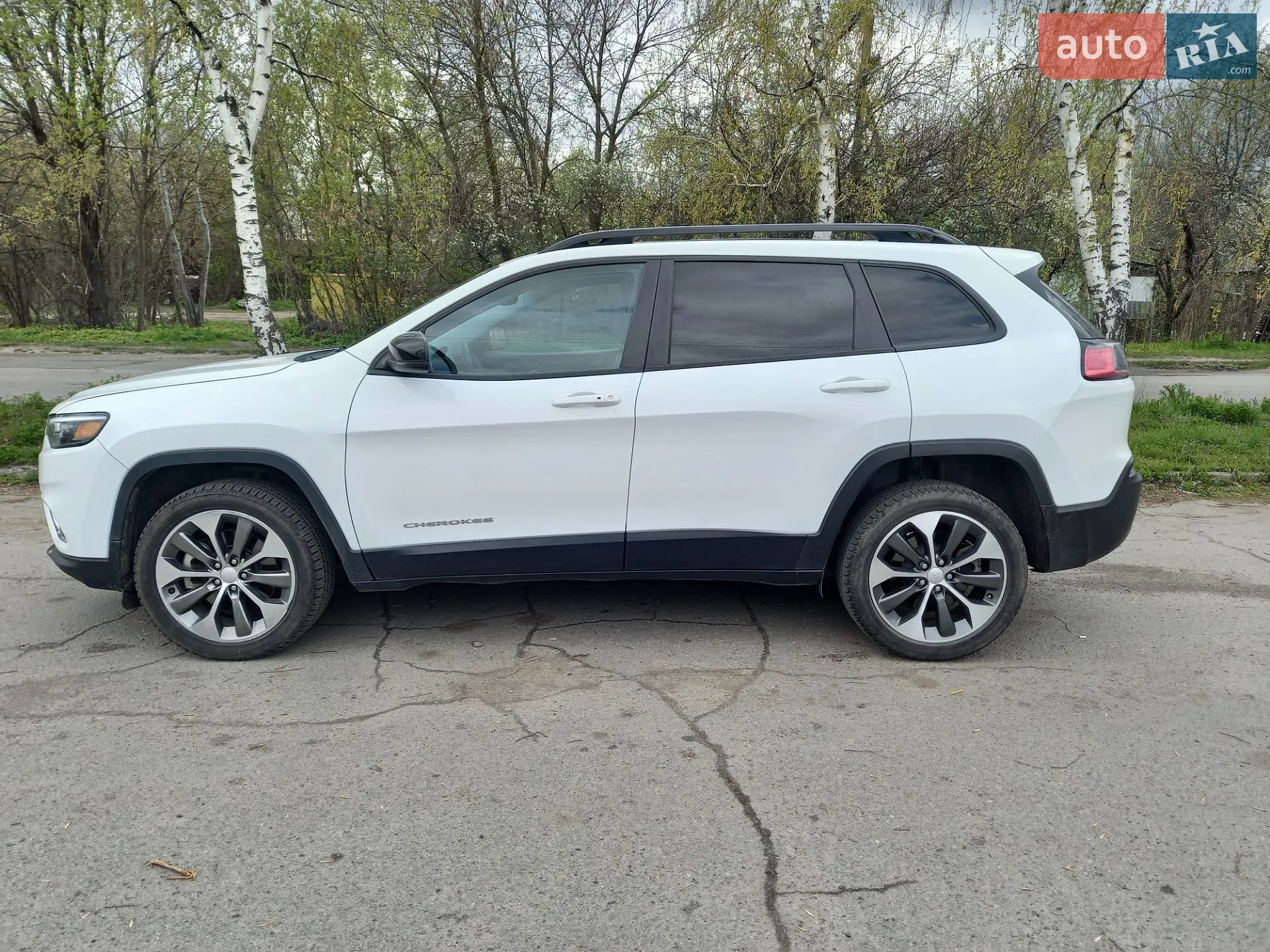 Jeep Cherokee 2022 VIN 1C4PJMDX0ND555623 фото оголошення 3 з 27