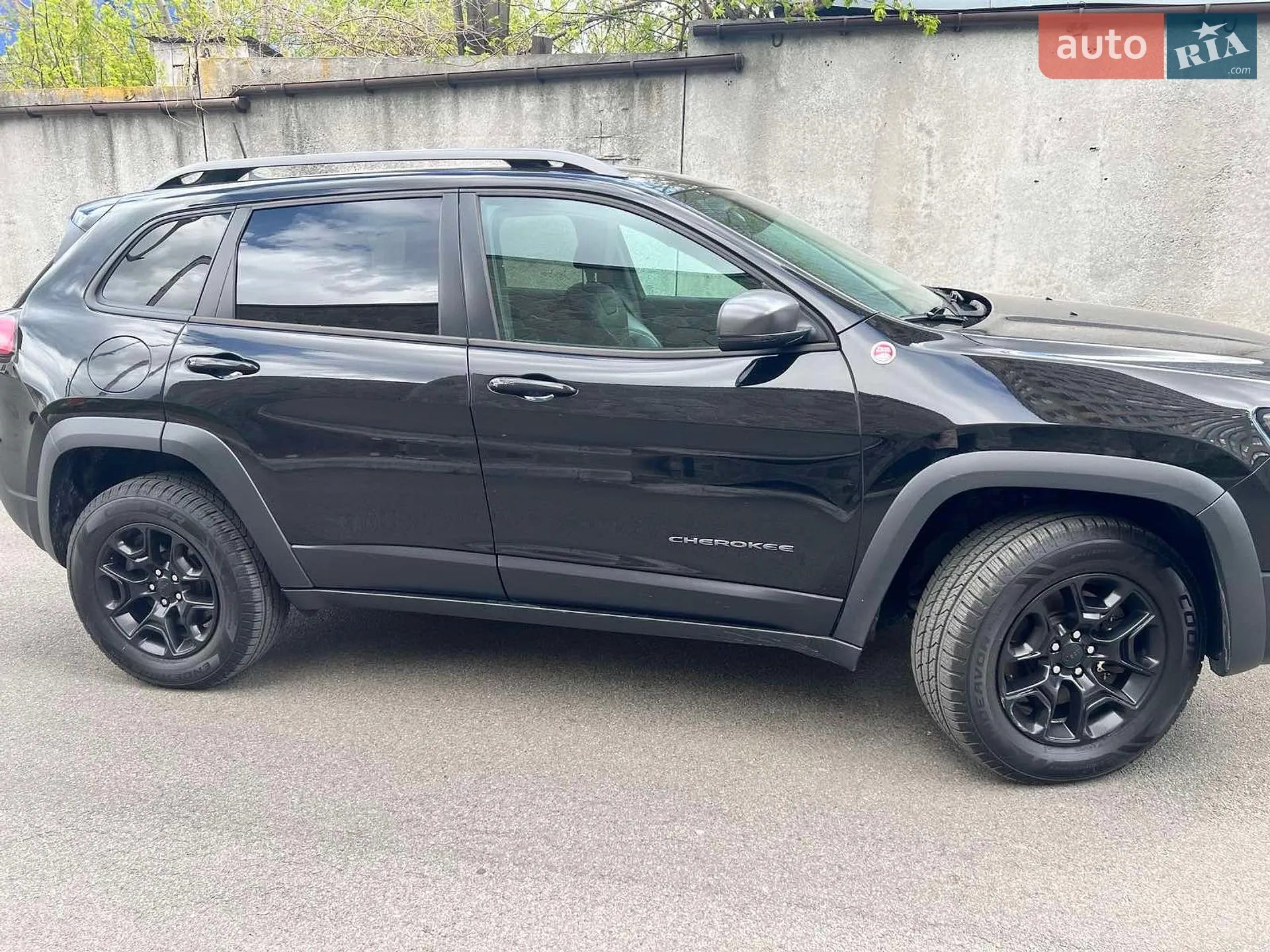 2019 Jeep Cherokee - мініатюра 3
