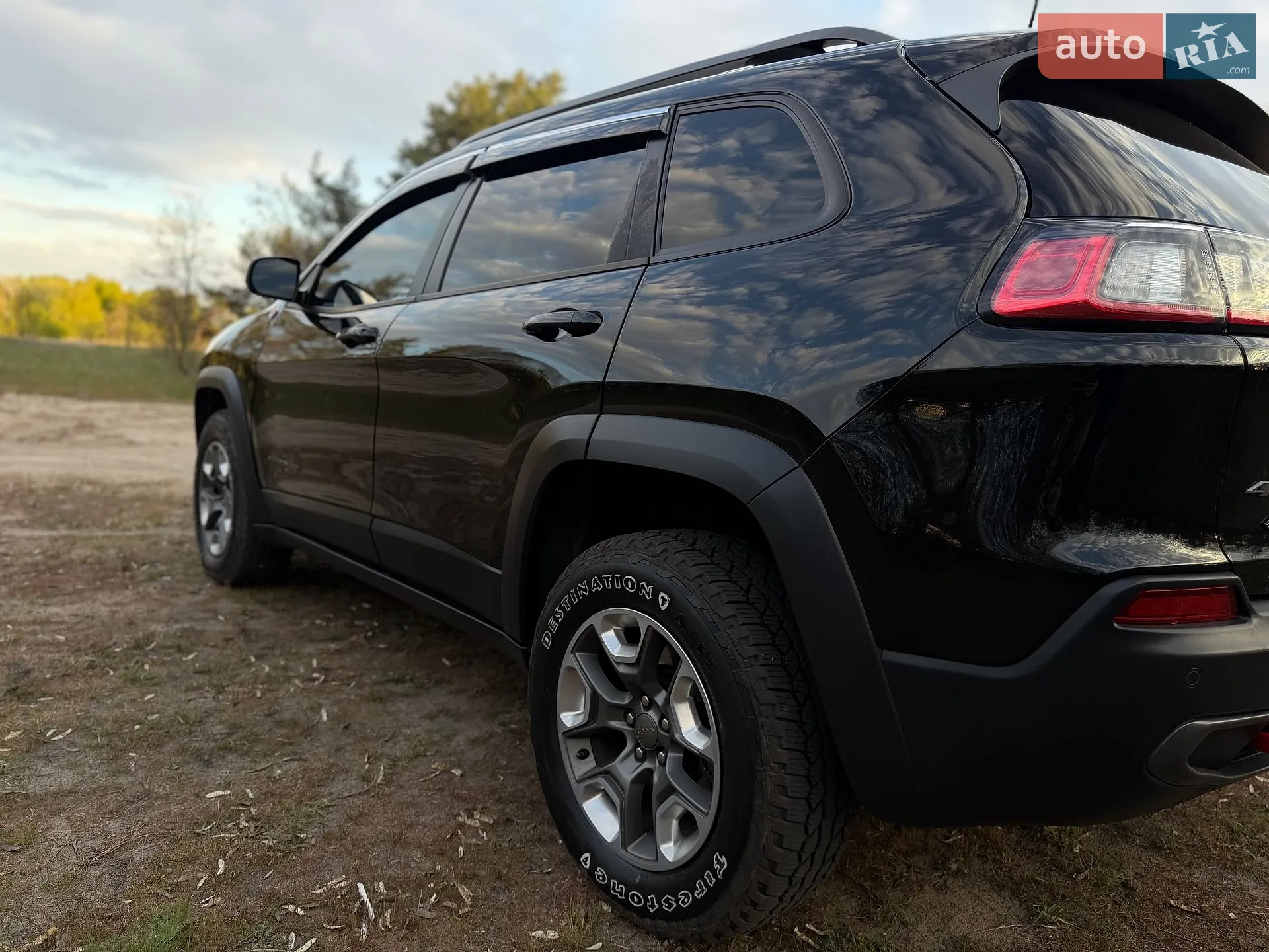 2019 Jeep Cherokee - мініатюра 5