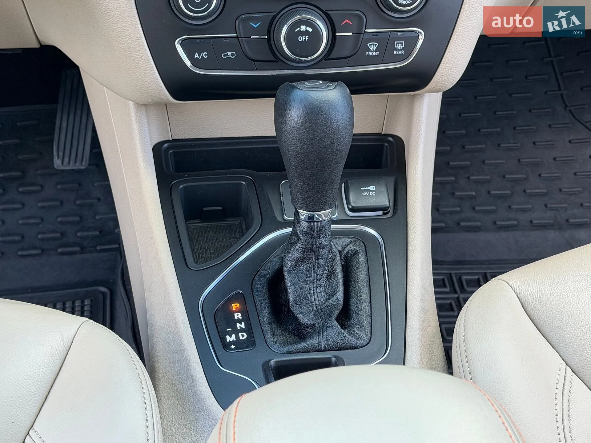 2018 Jeep Cherokee - мініатюра 38