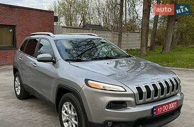 Внедорожник / Кроссовер Jeep Cherokee 2017 в Лубнах
