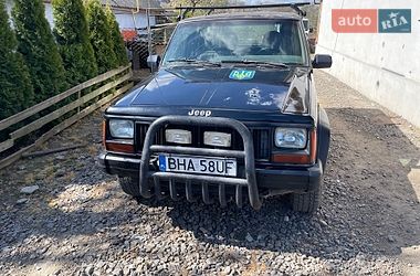 Позашляховик / Кросовер Jeep Cherokee 1996 в Жмеринці