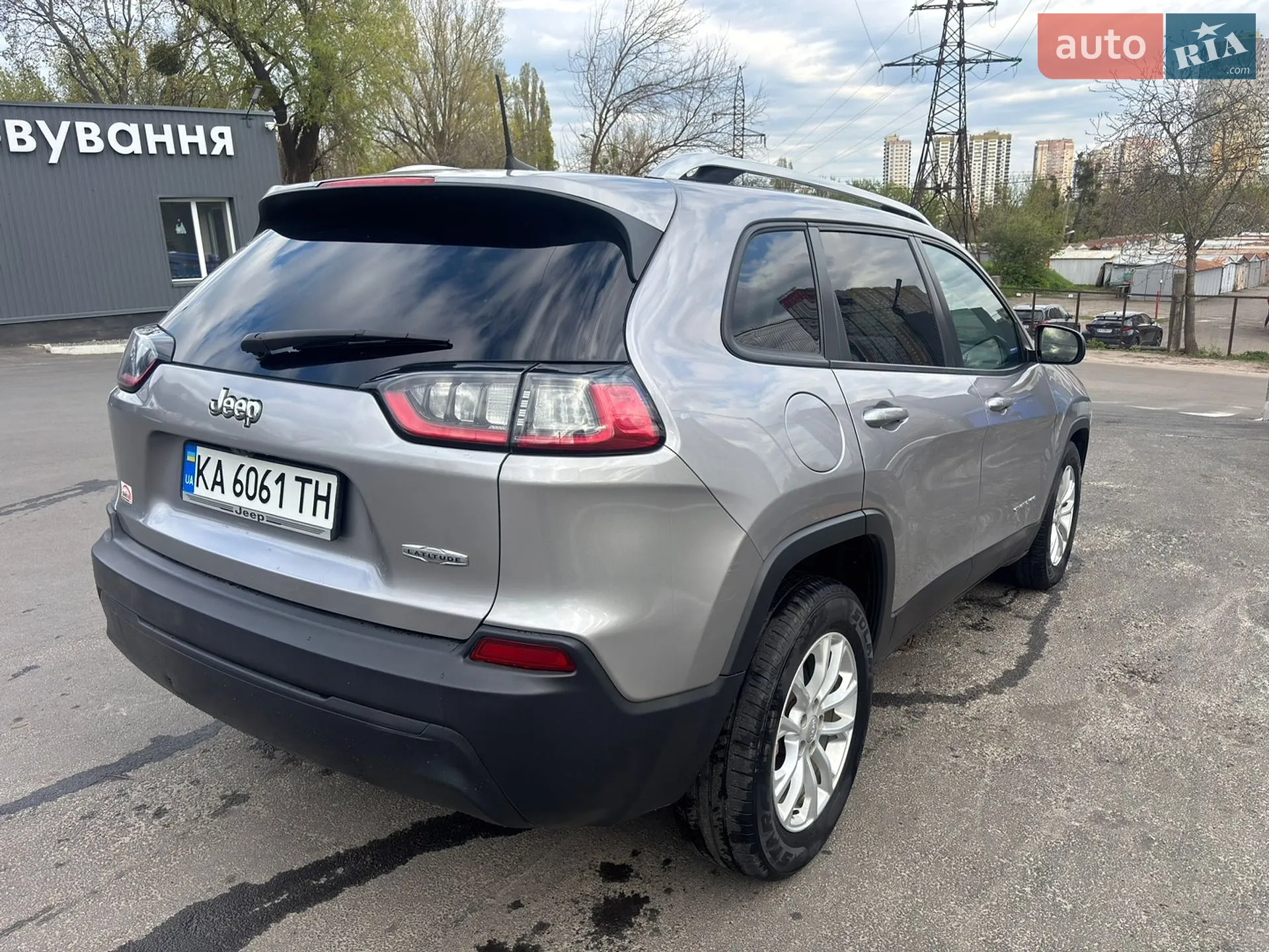 2020 Jeep Cherokee - мініатюра 11
