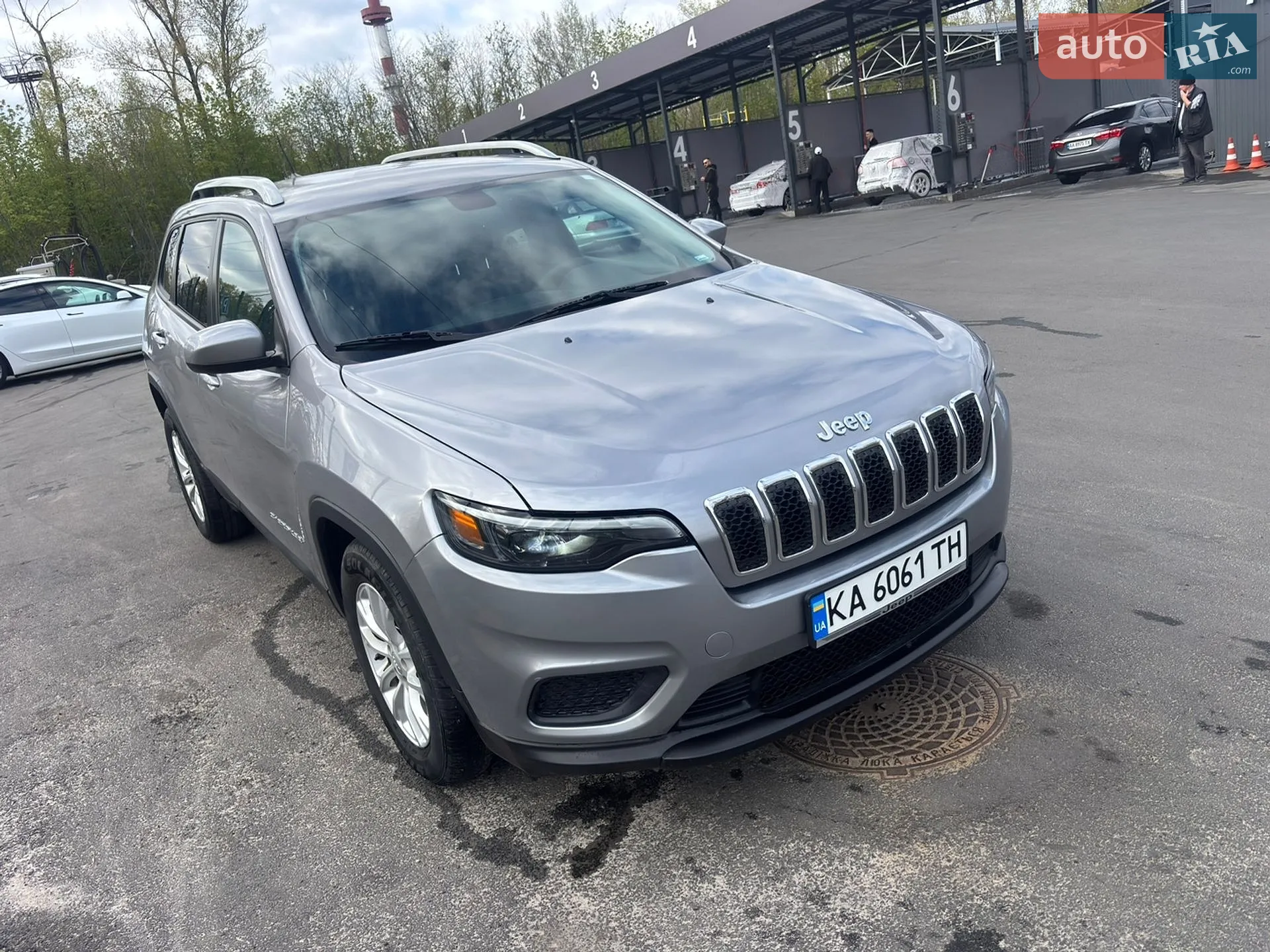 2020 Jeep Cherokee - мініатюра 16