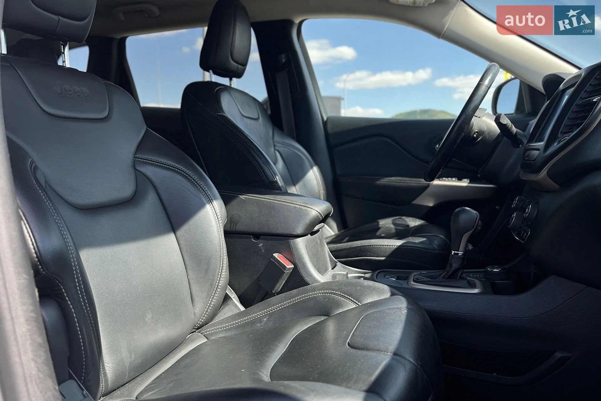 2017 Jeep Cherokee - мініатюра 26