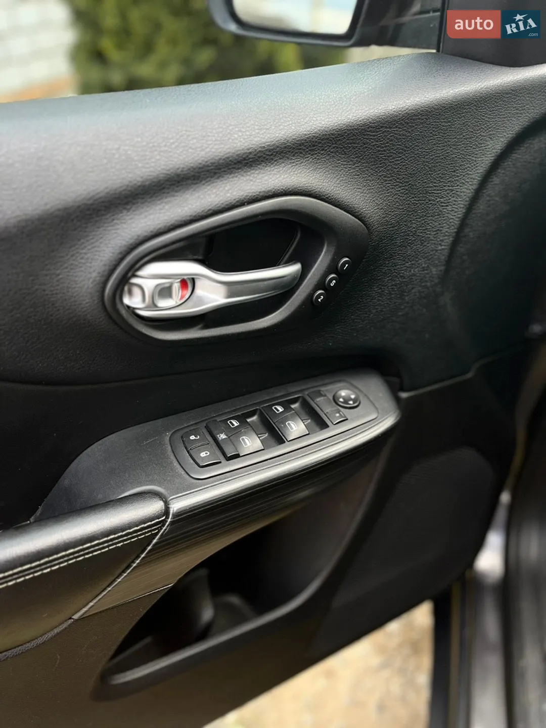 2015 Jeep Cherokee - мініатюра 13