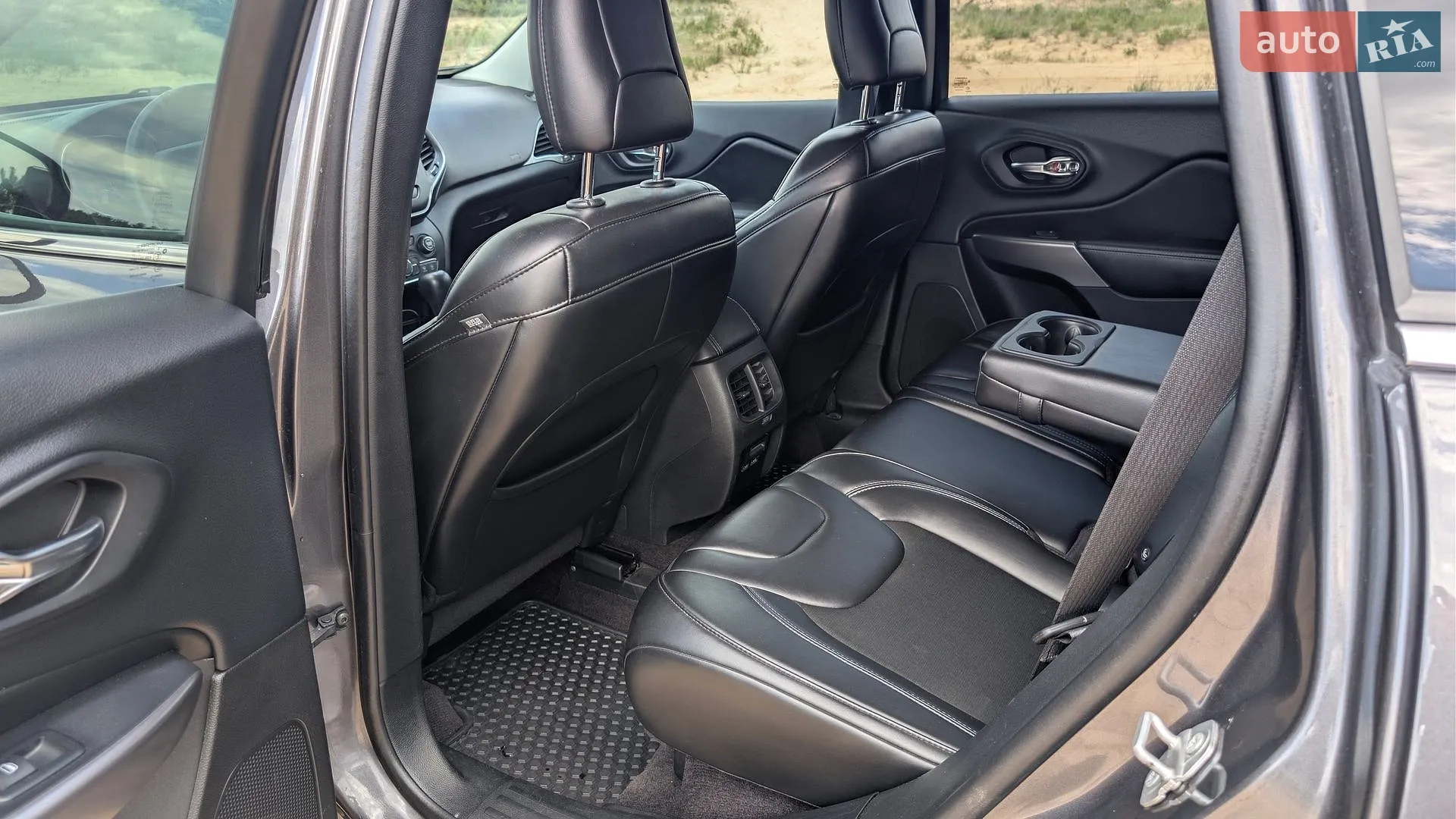 2018 Jeep Cherokee - мініатюра 10