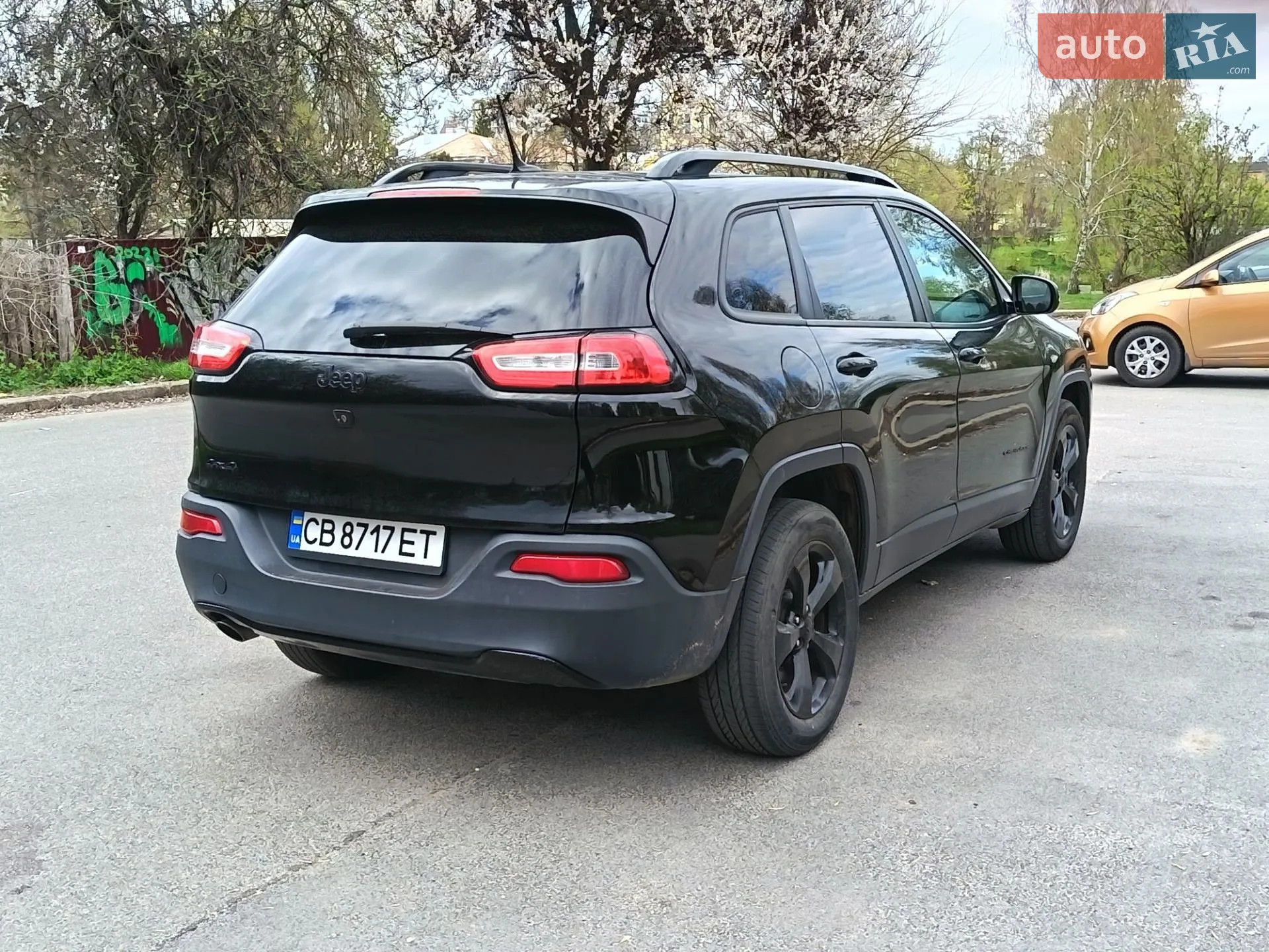 2017 Jeep Cherokee - мініатюра 3