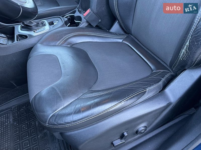 Внедорожник / Кроссовер Jeep Cherokee 2017 в Львове