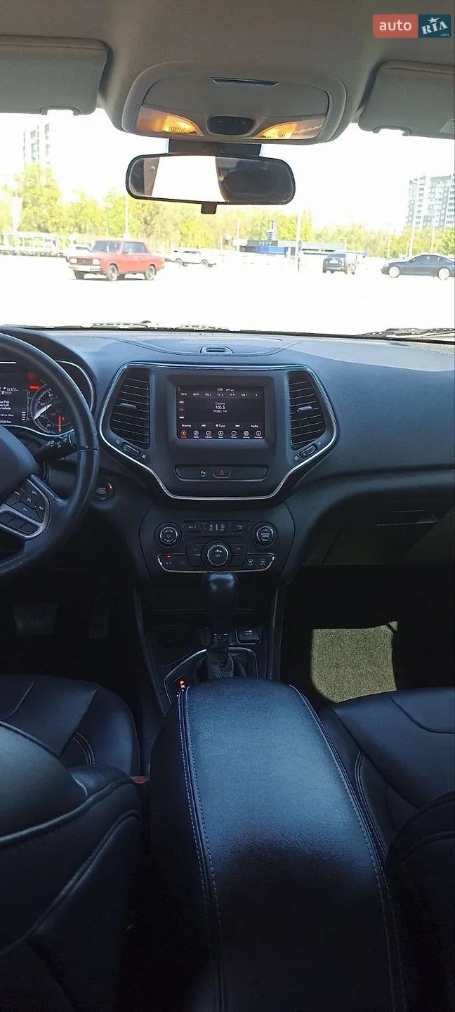 2018 Jeep Cherokee - мініатюра 10