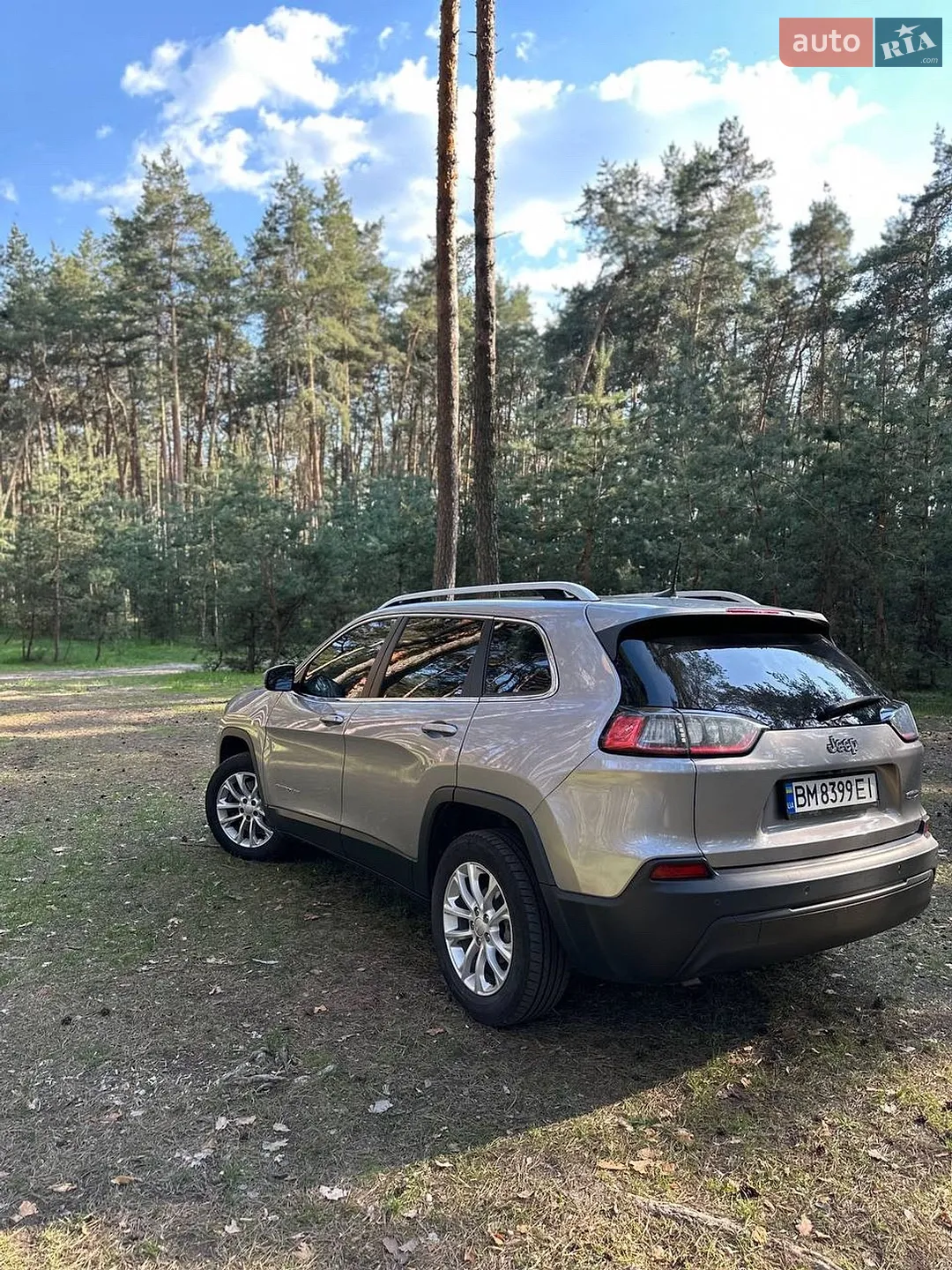 2019 Jeep Cherokee - мініатюра 8