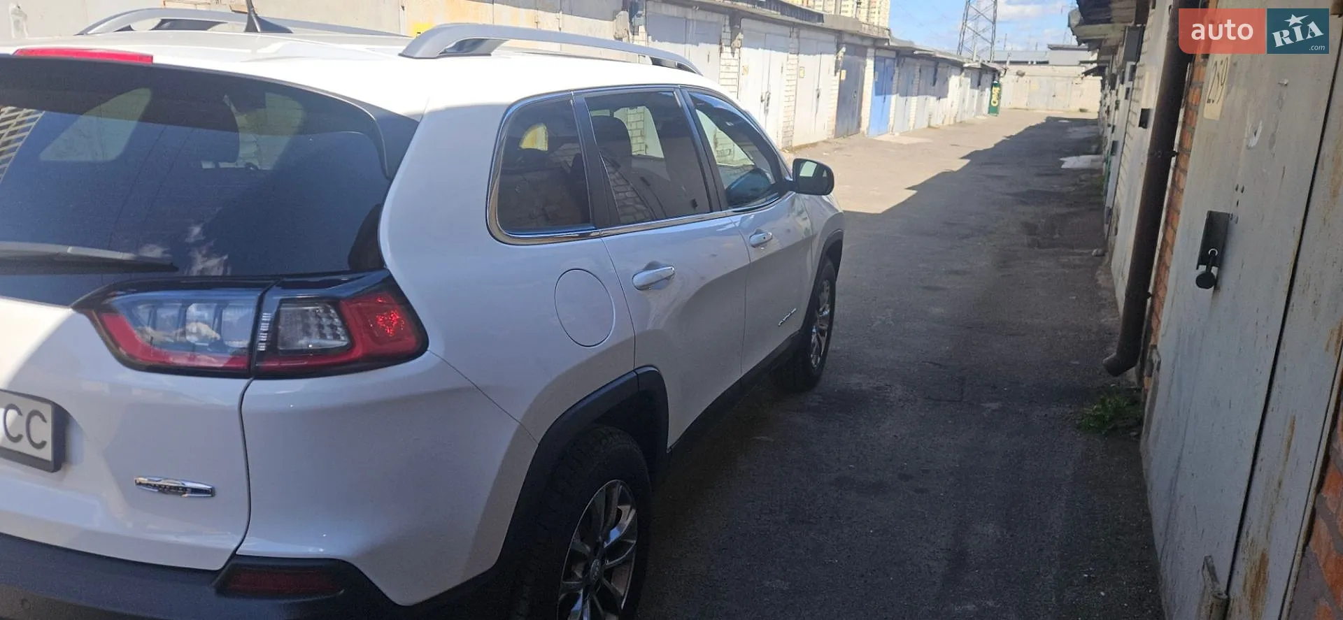 2020 Jeep Cherokee - мініатюра 5