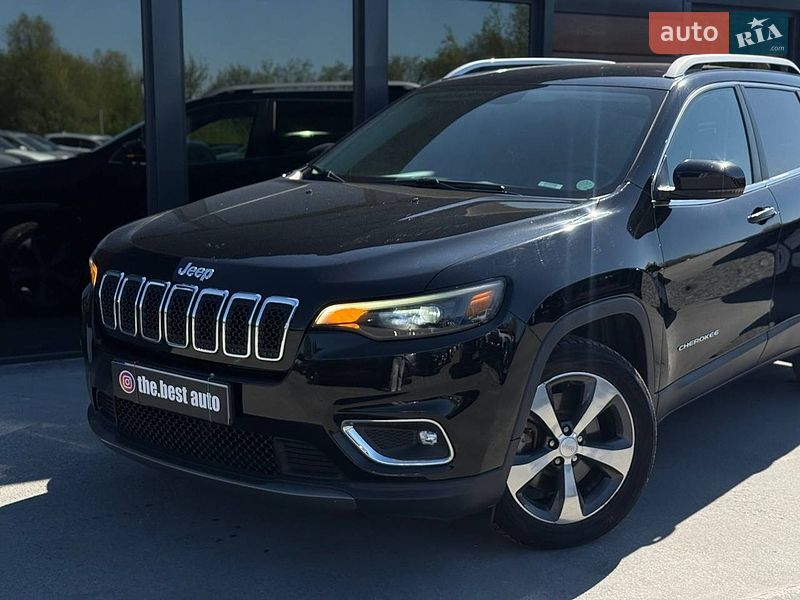 Внедорожник / Кроссовер Jeep Cherokee 2019 в Ровно