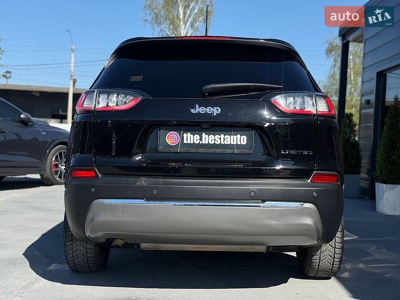 Внедорожник / Кроссовер Jeep Cherokee 2019 в Ровно