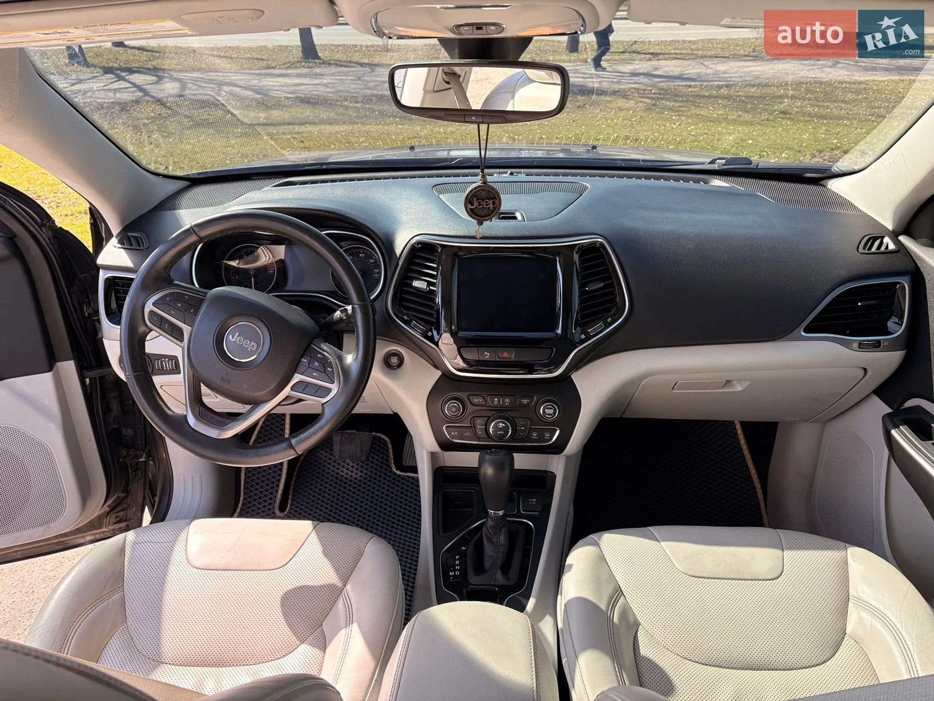 2019 Jeep Cherokee - мініатюра 7