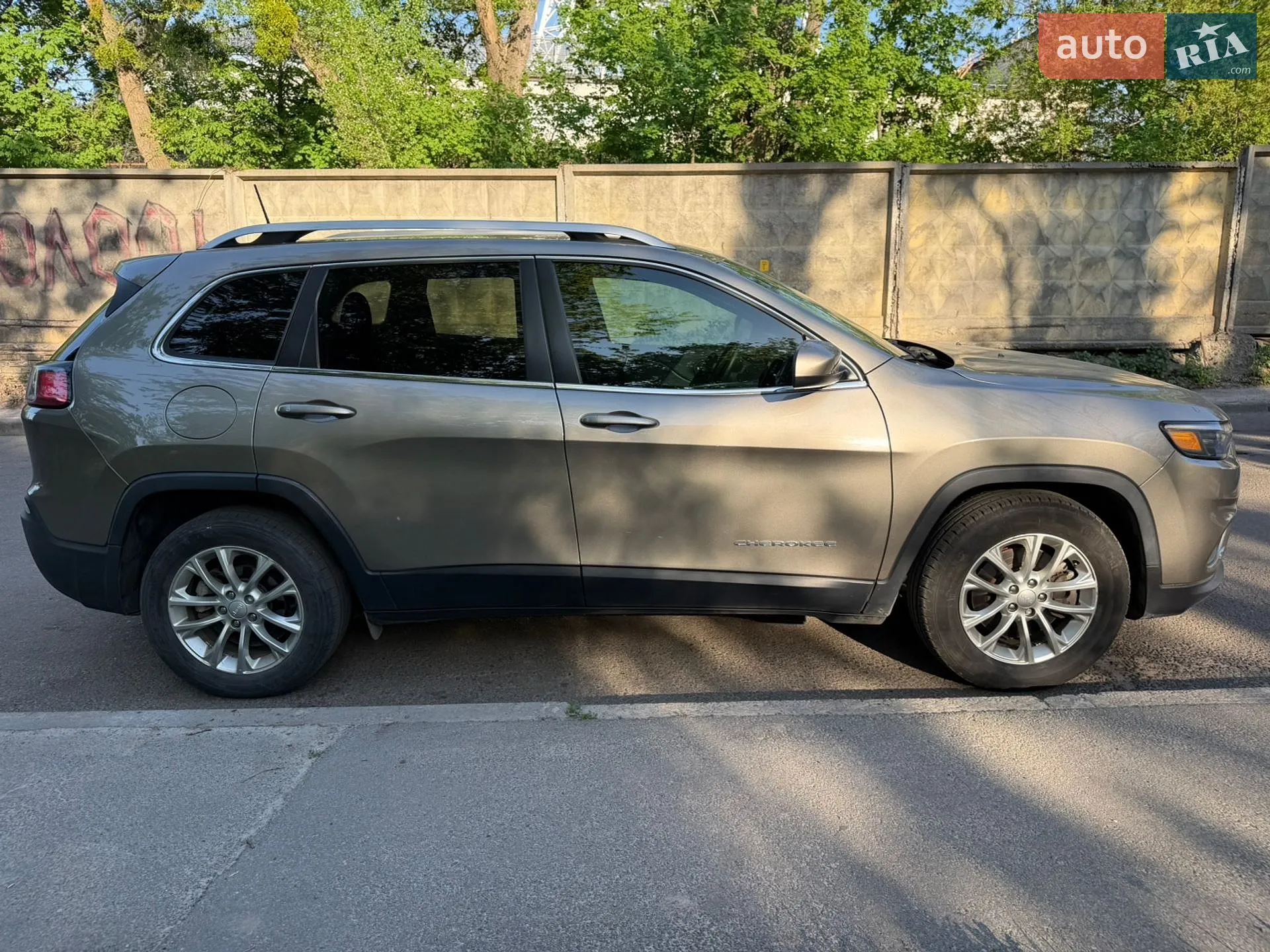 2018 Jeep Cherokee - мініатюра 5