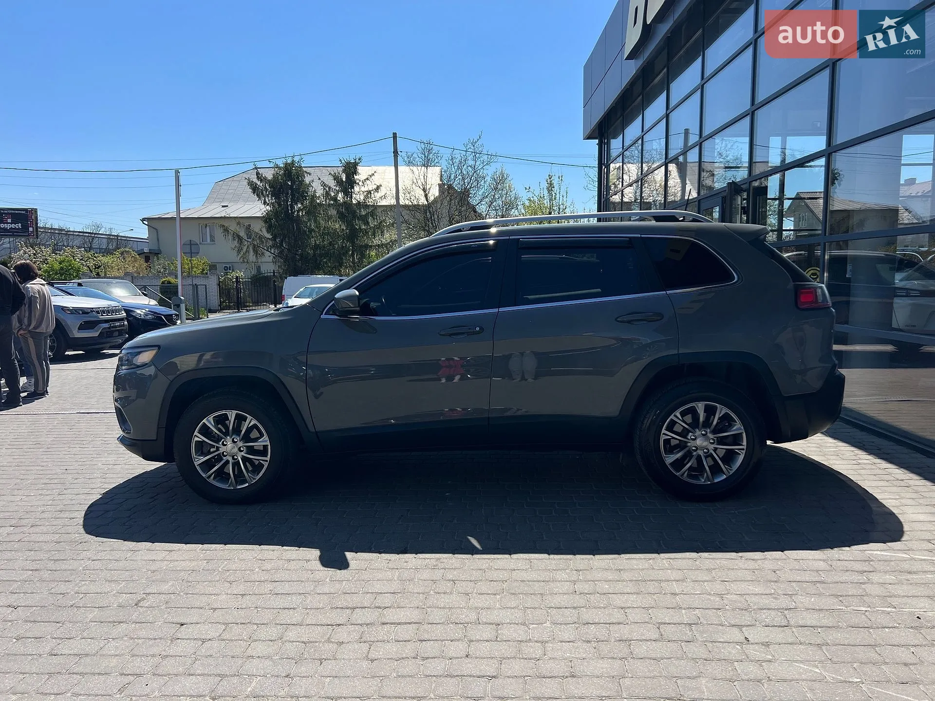 2019 Jeep Cherokee - мініатюра 4