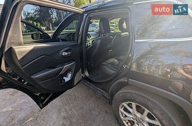 Внедорожник / Кроссовер Jeep Cherokee 2016 в Киеве