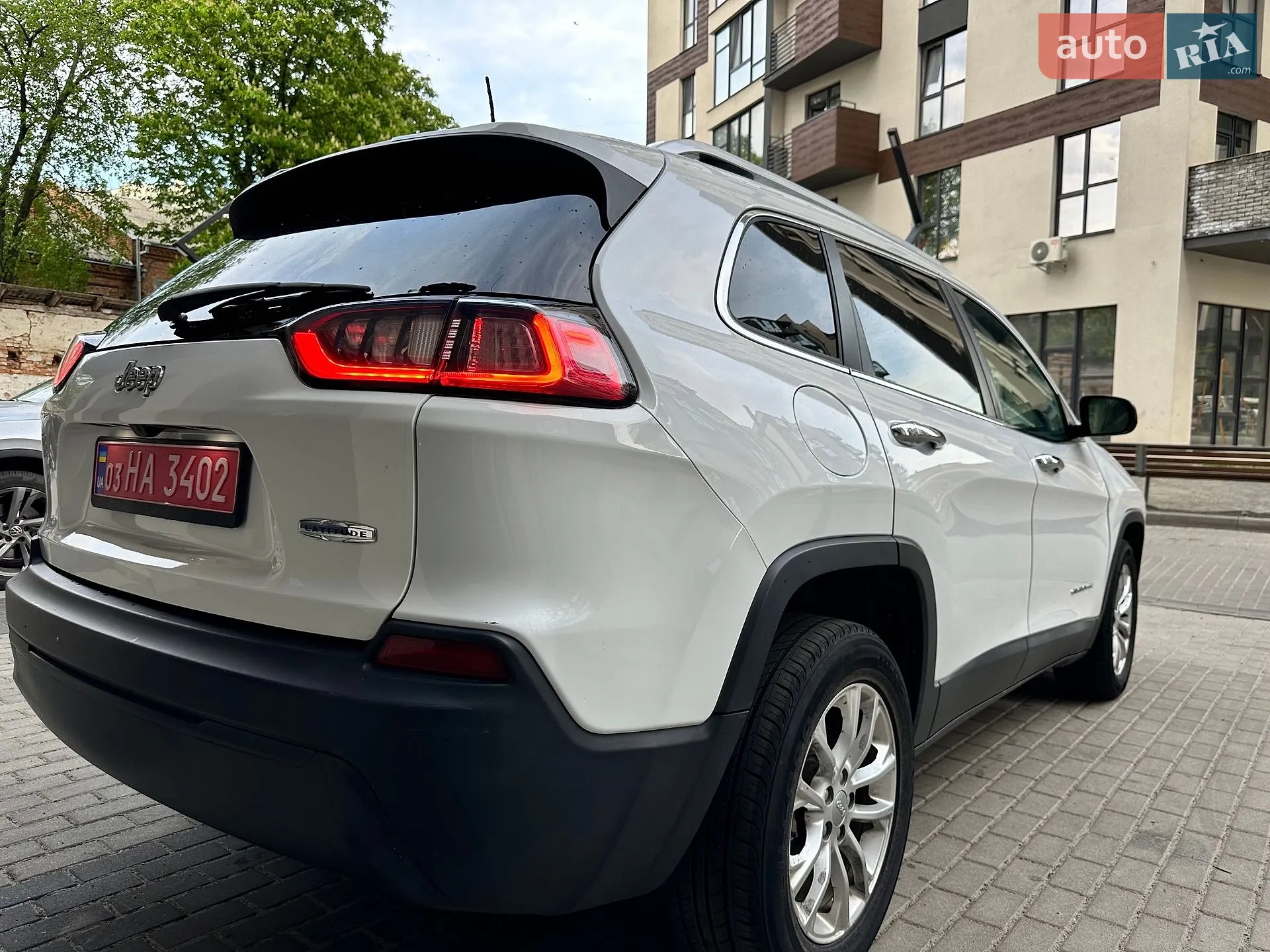 2019 Jeep Cherokee - мініатюра 8