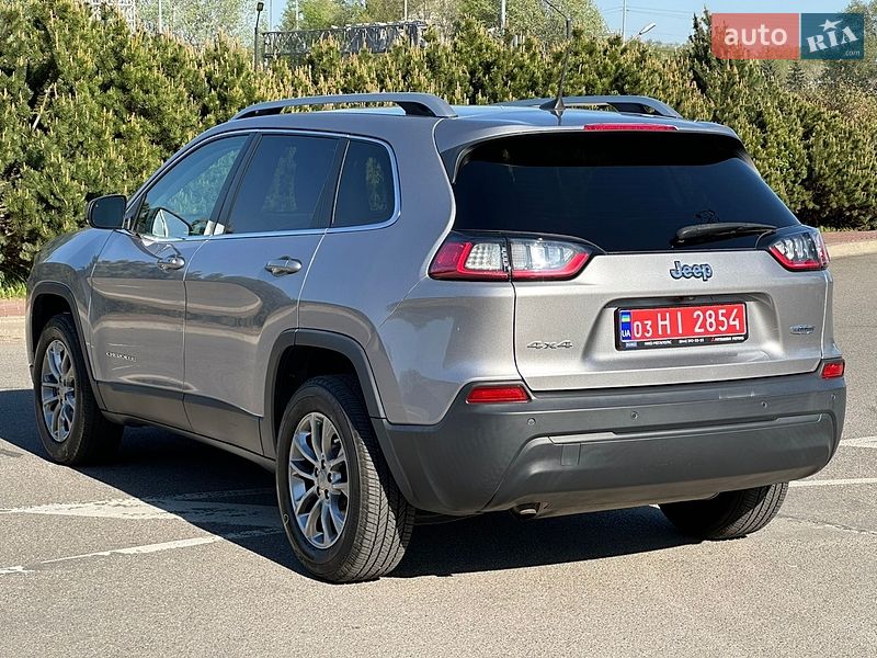 Внедорожник / Кроссовер Jeep Cherokee 2019 в Киеве