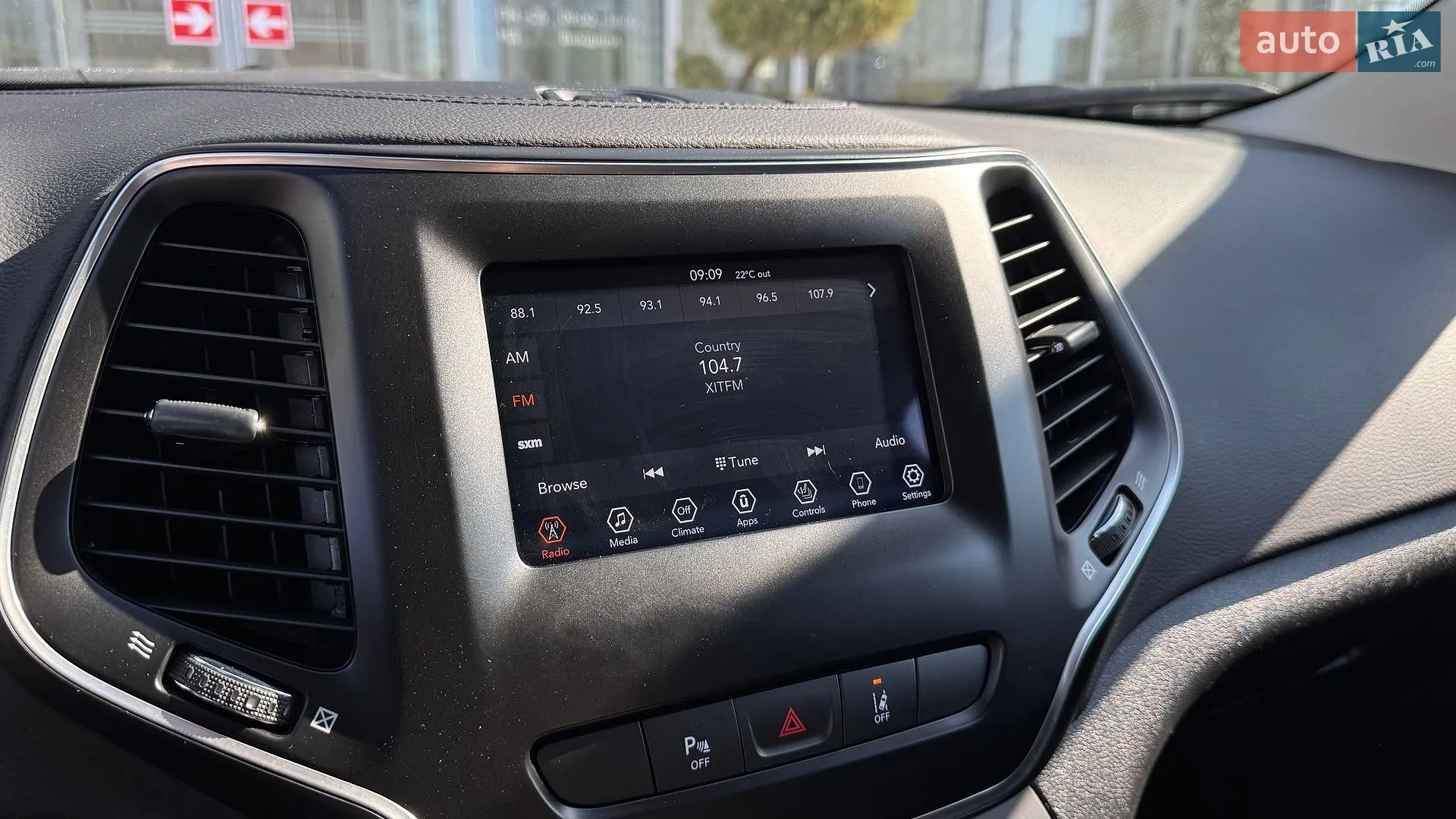 2021 Jeep Cherokee - мініатюра 27