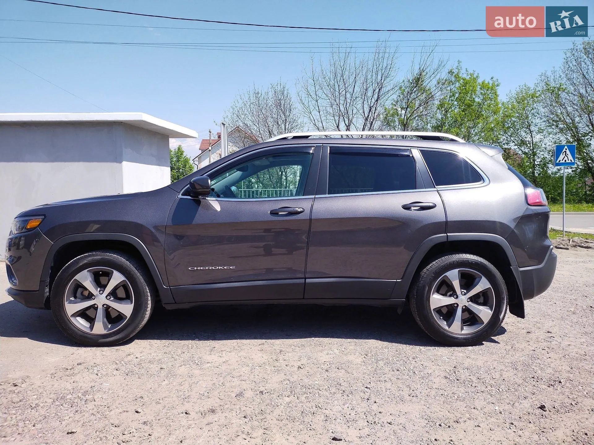 2019 Jeep Cherokee - мініатюра 20