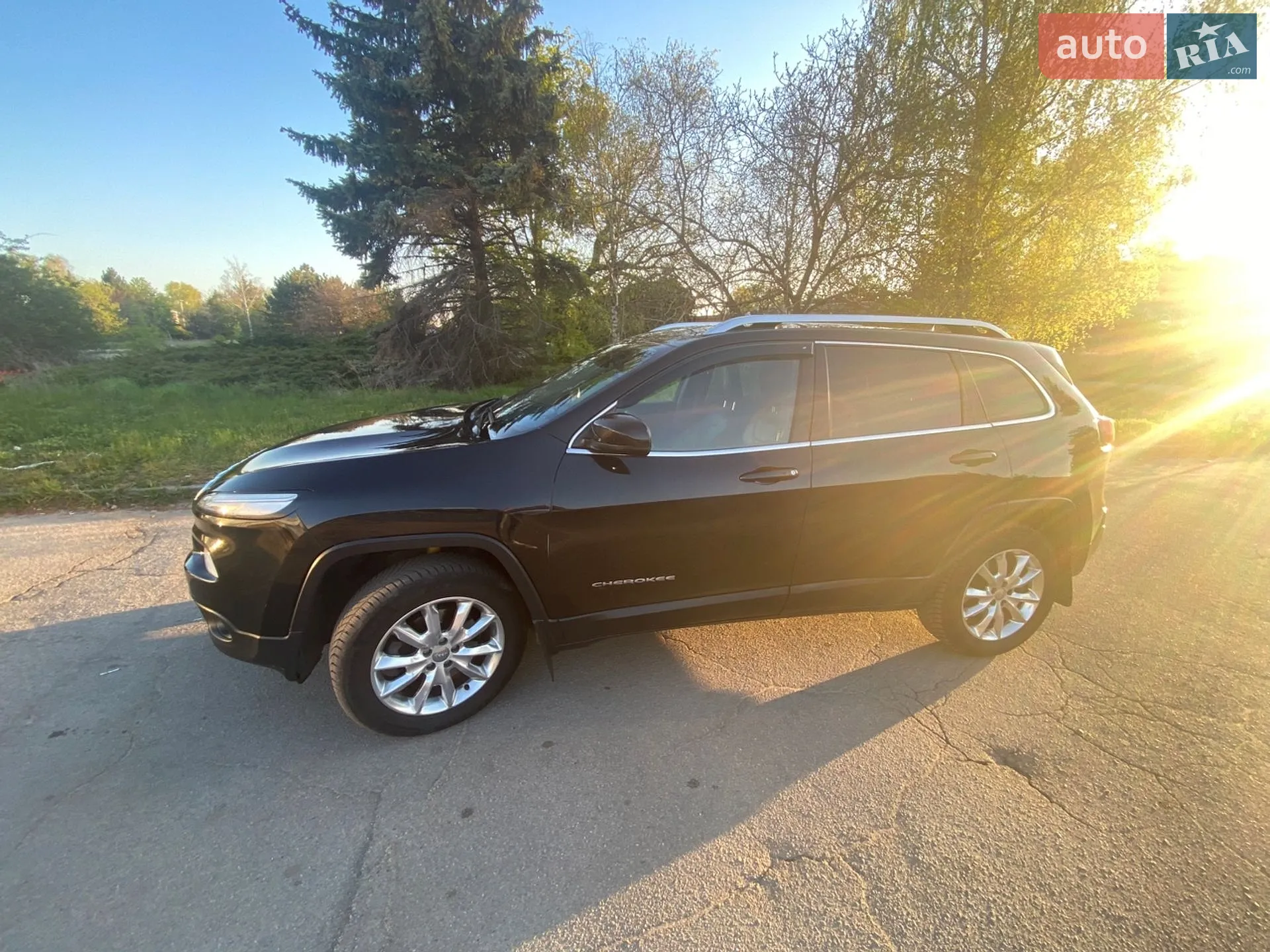 2015 Jeep Cherokee - мініатюра 3