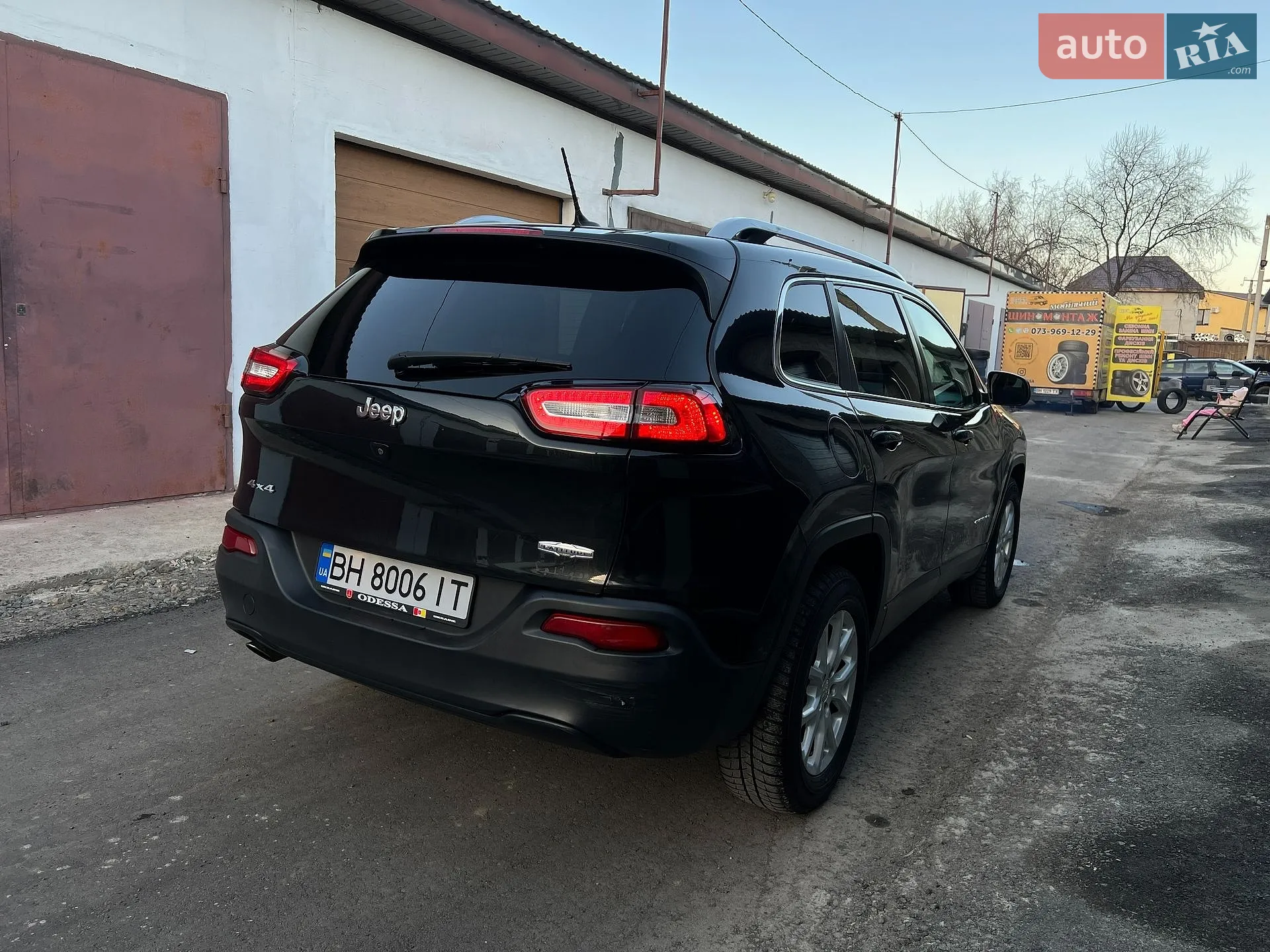2015 Jeep Cherokee - мініатюра 8