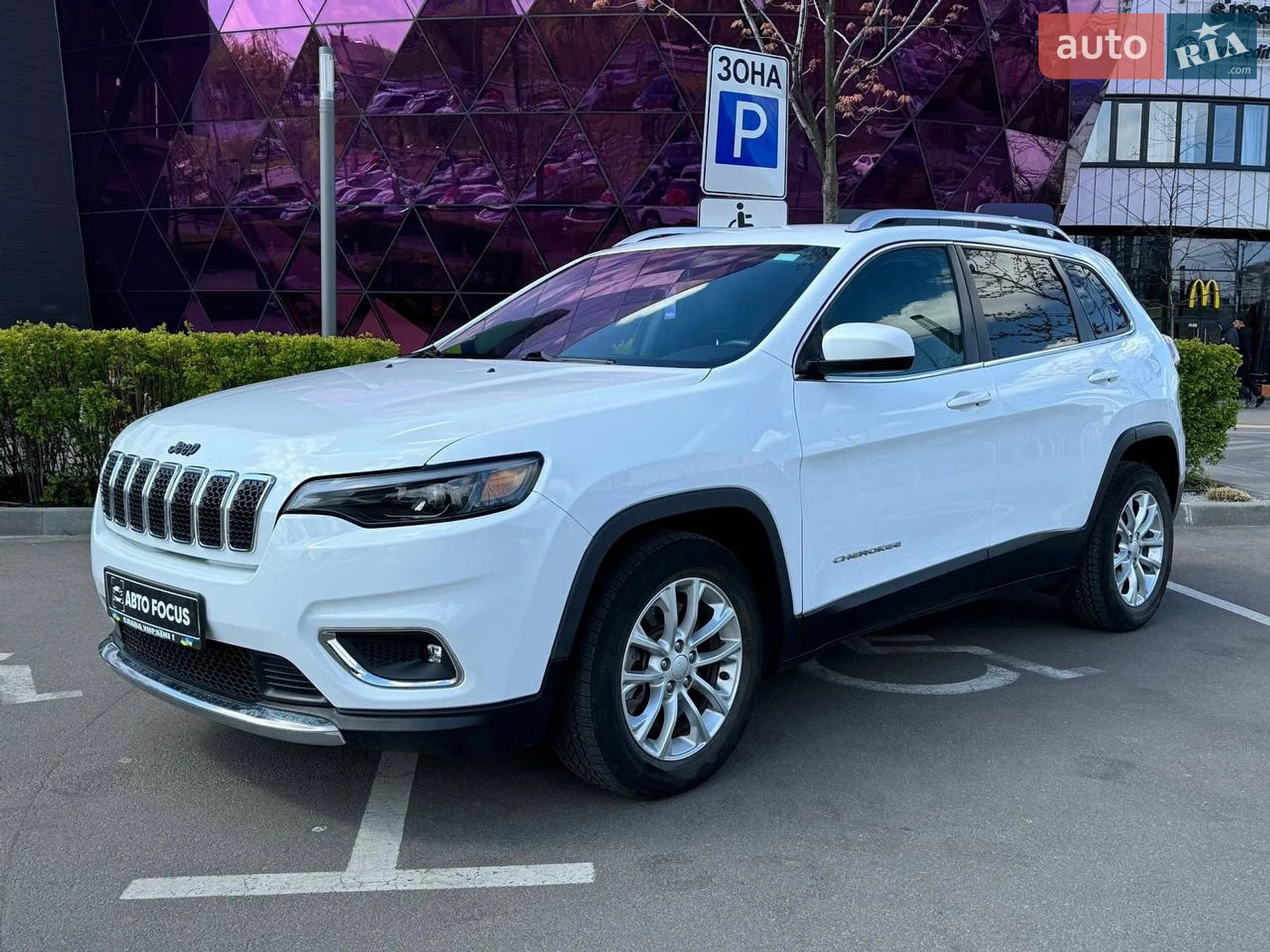 2019 Jeep Cherokee - мініатюра 4