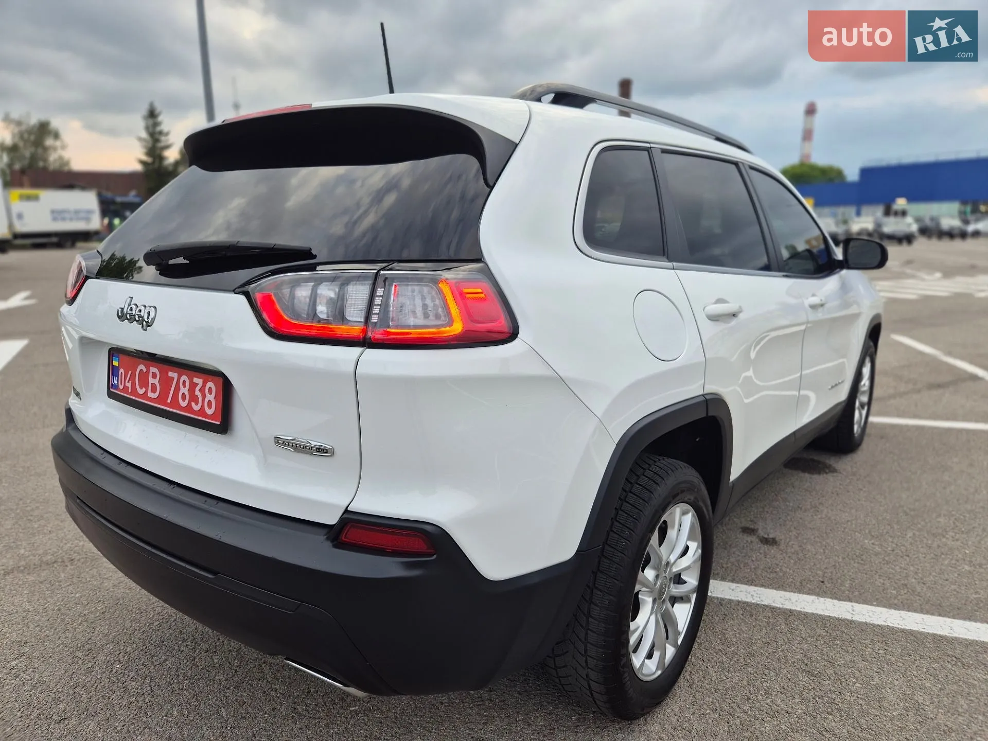 2022 Jeep Cherokee - мініатюра 11