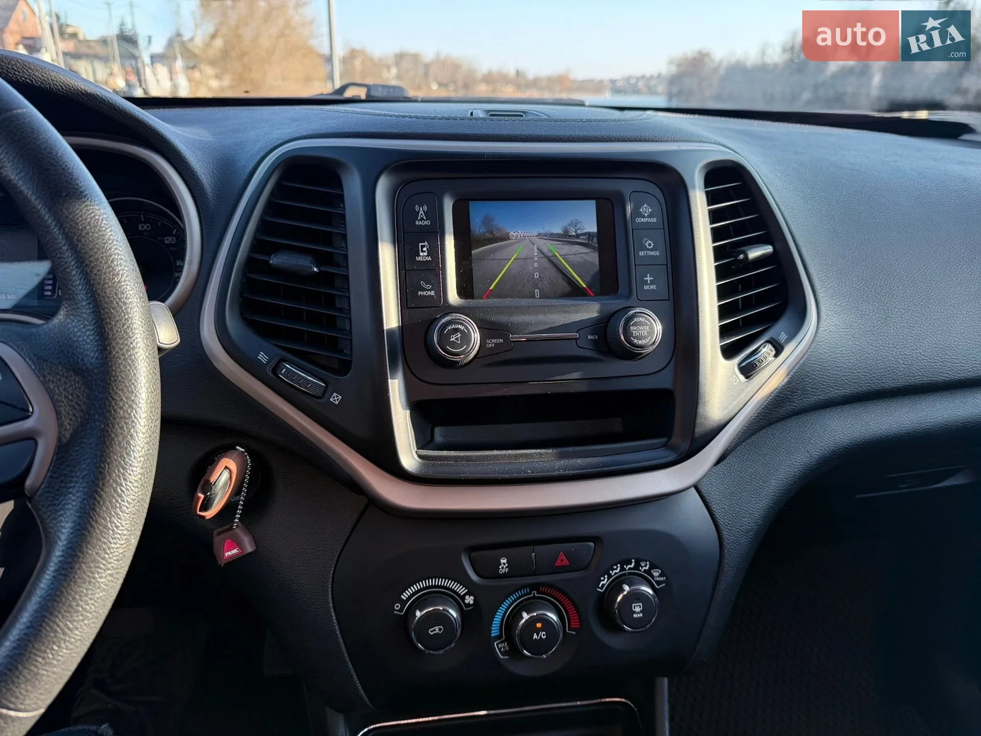 2017 Jeep Cherokee - мініатюра 16