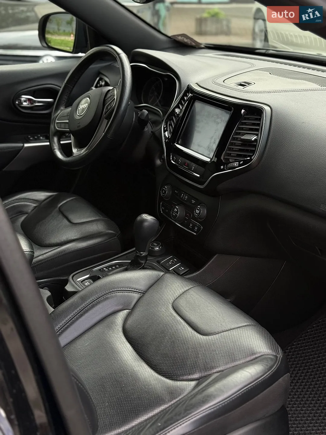2018 Jeep Cherokee - мініатюра 11