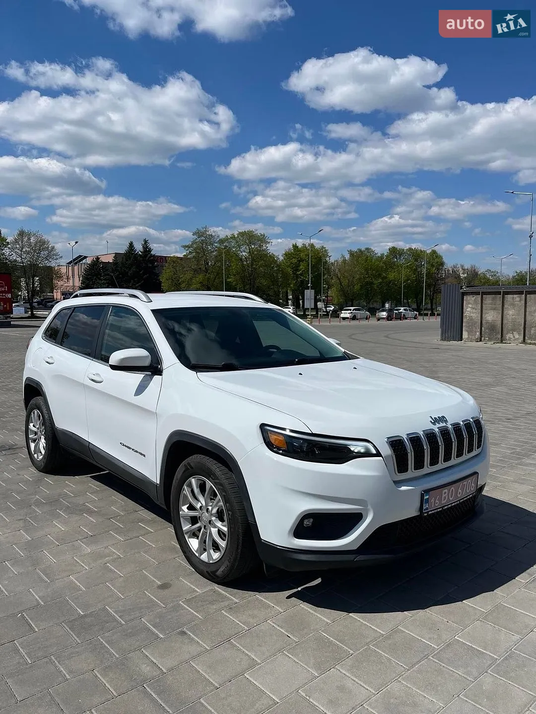 2018 Jeep Cherokee - фото 1