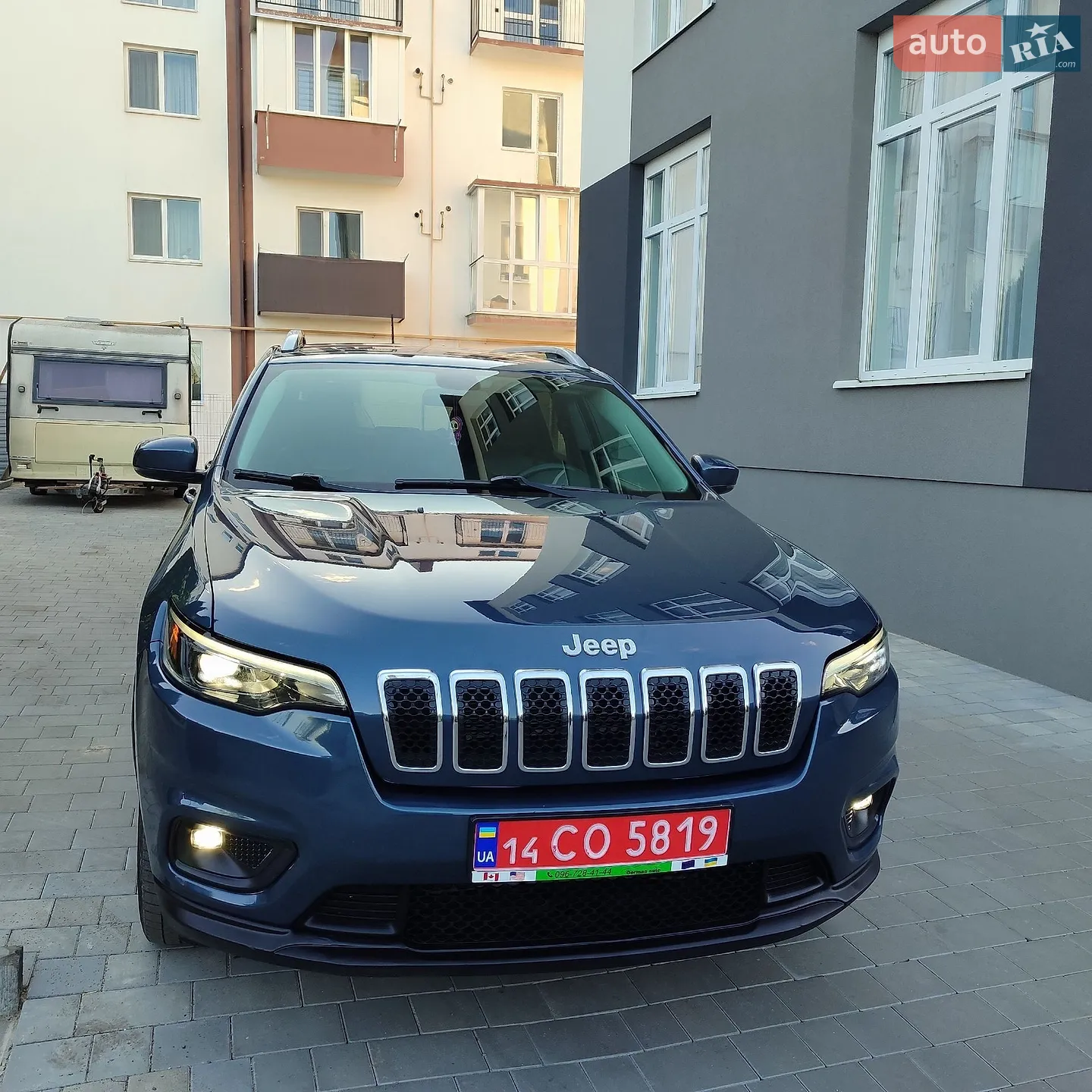 2019 Jeep Cherokee - мініатюра 4