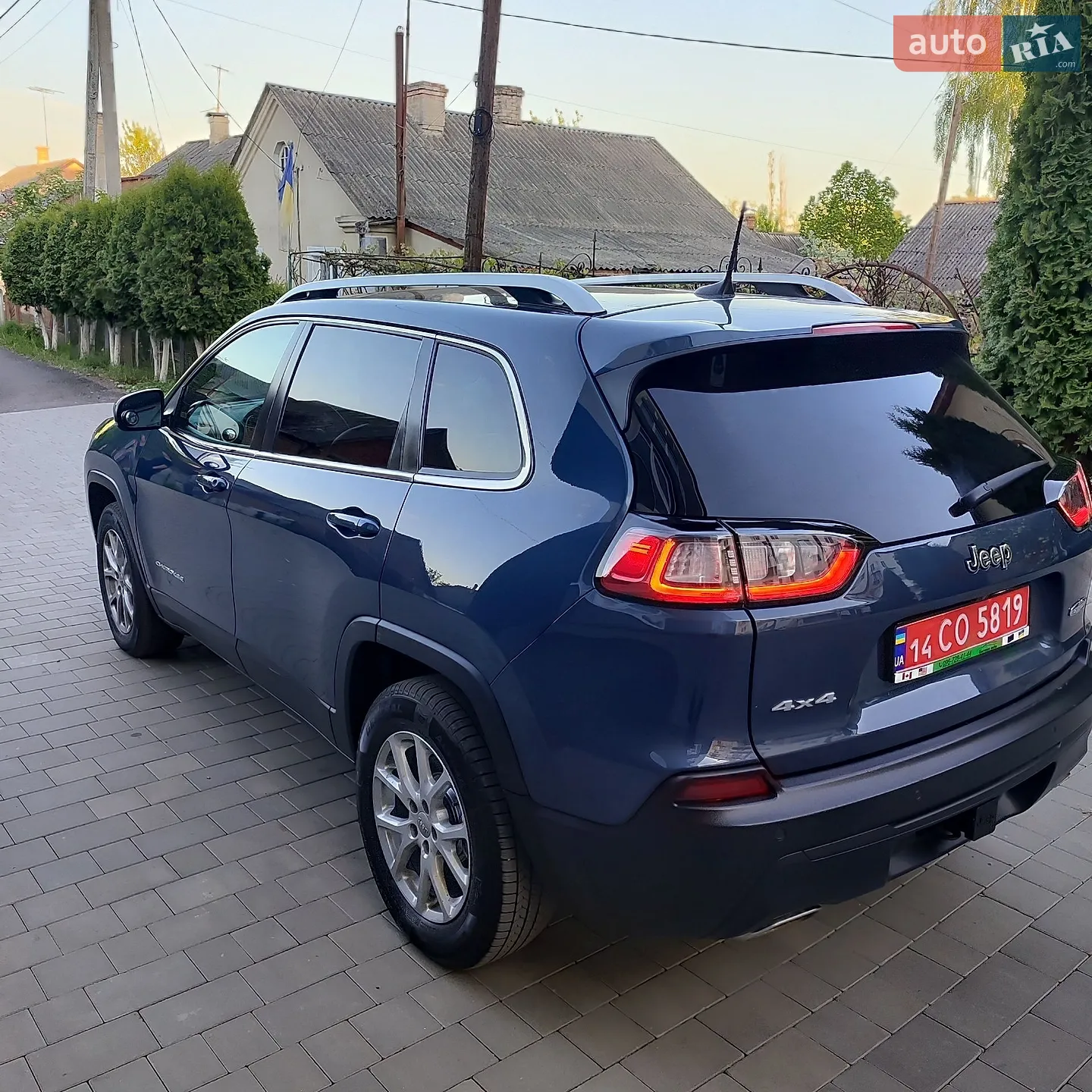 2019 Jeep Cherokee - мініатюра 16