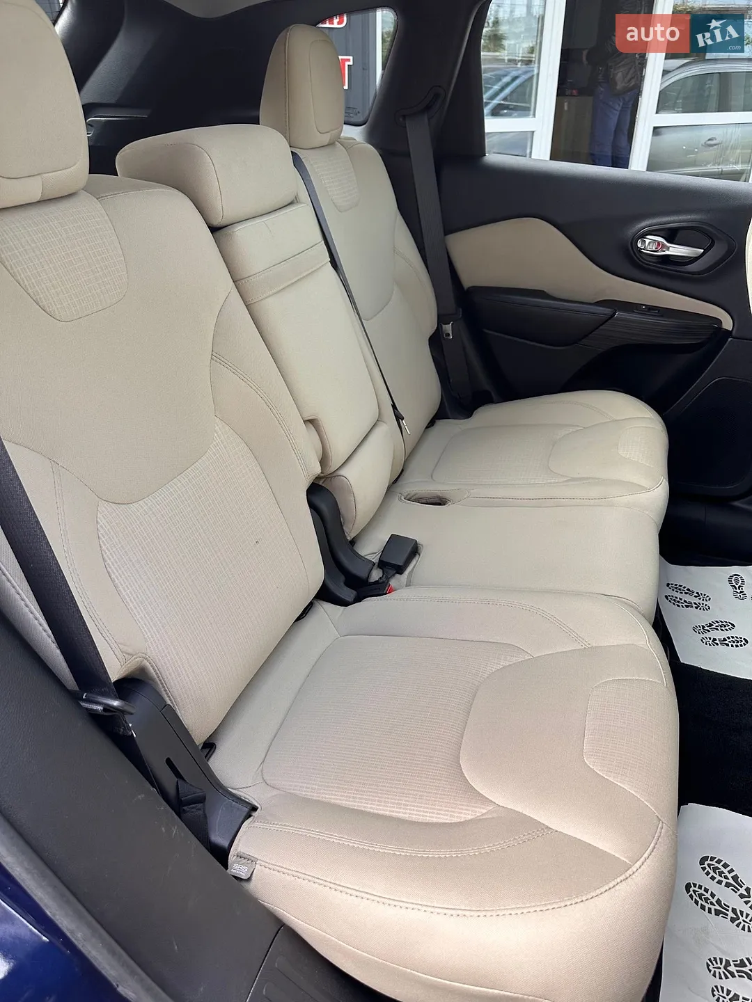 2015 Jeep Cherokee - мініатюра 19