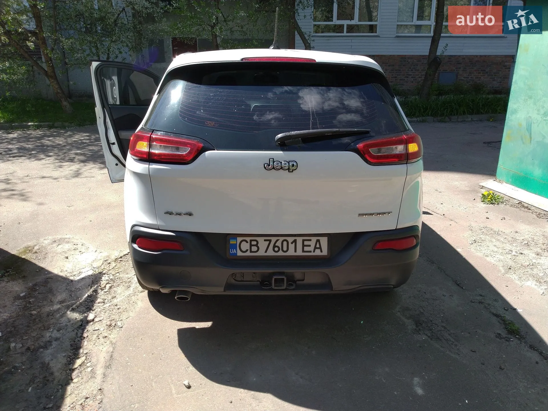 2014 Jeep Cherokee - мініатюра 3