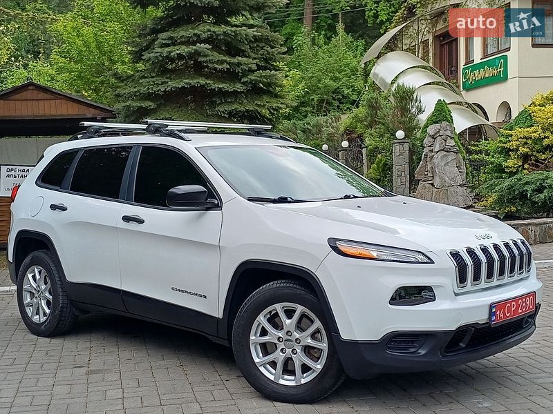 Внедорожник / Кроссовер Jeep Cherokee 2017 в Дрогобыче