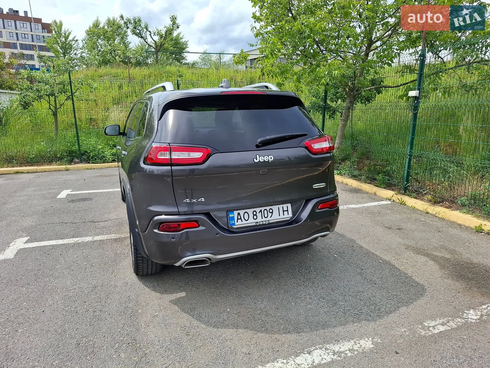 2016 Jeep Cherokee - мініатюра 11