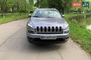 Внедорожник / Кроссовер Jeep Cherokee 2017 в Ровно