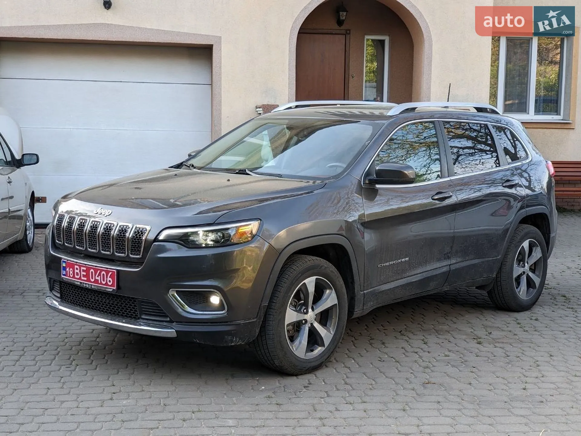 2018 Jeep Cherokee - мініатюра 2