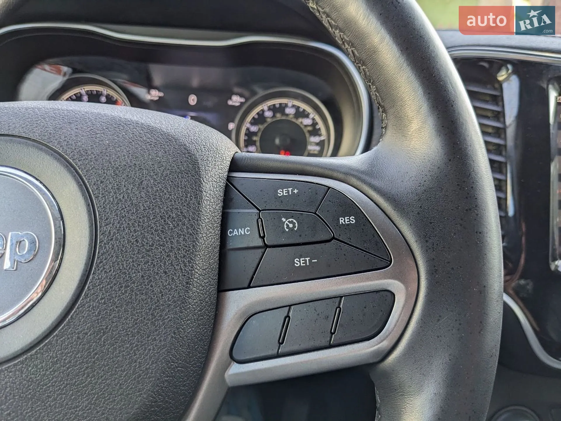 2018 Jeep Cherokee - мініатюра 58