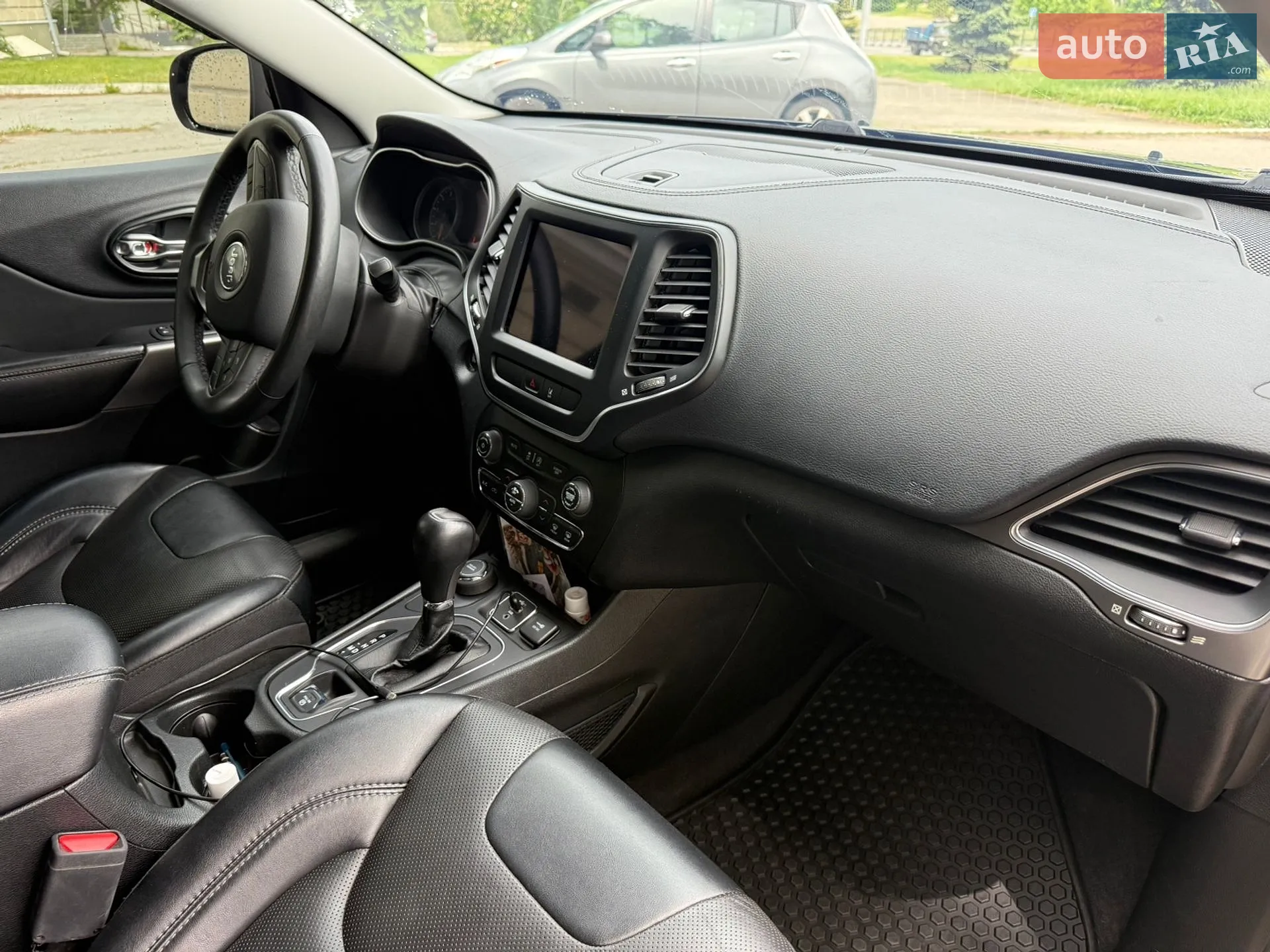 2022 Jeep Cherokee - мініатюра 14