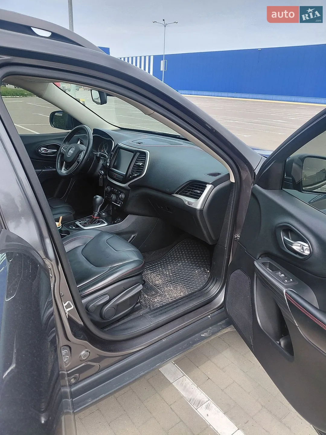 2015 Jeep Cherokee - мініатюра 8